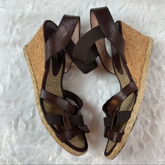 Andre Assous “Desire” Strappy Espadrille Wedge - Picture 9 of 11